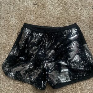 Nike Men’s running division ADV 4” Broef lined shorts. Brand new with tags.